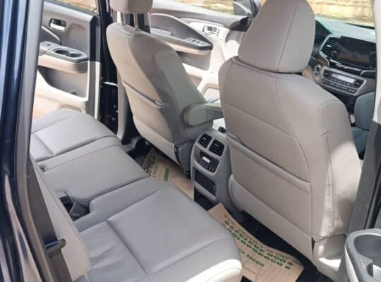 سيارة عائليه هوندا بايلوت موديل 2021