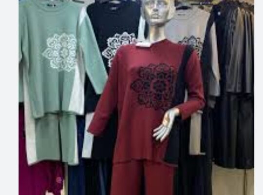 أزياء الجسري للمقاسات الكبيرة النسائية