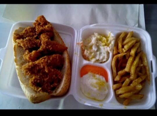 مطعم سناك مايز