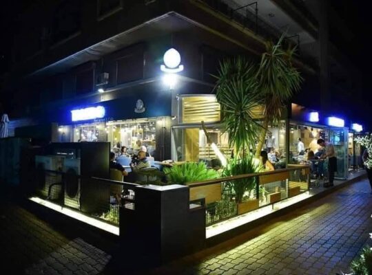 Toledo Restaurant &Cafe