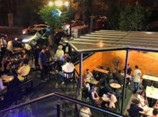 بيلوتس كافيه