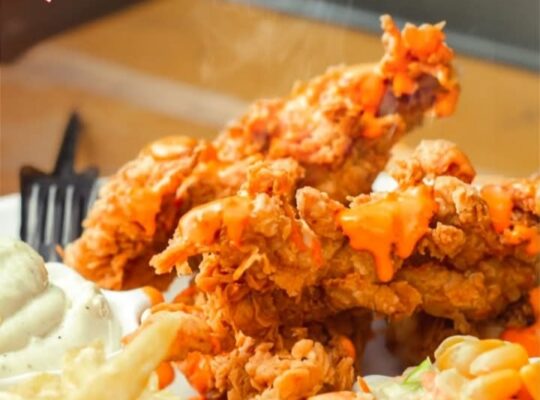 مطعم جاج وتوم