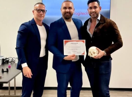 د. أسامة مكية- Dr.Osama Makkia