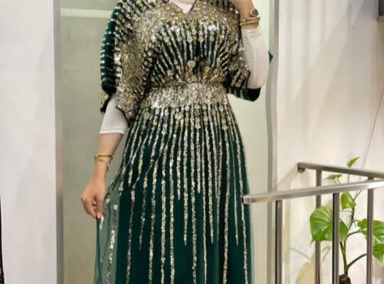 أزياء فيولا ميدان