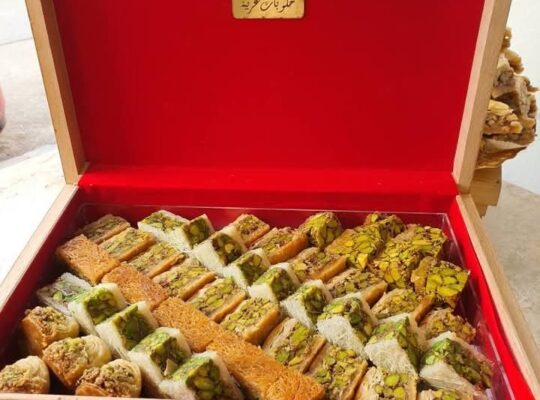 حلويات لؤي خطاب