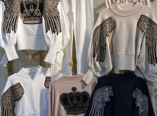 أحذية وألبسة الهلالي