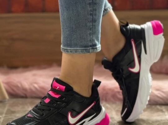 اسي ميلان شوز