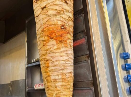 مطعم عمو حسن للوجبات السريعة