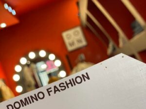 Domino Fashion للألبسة النسائية الجريئة