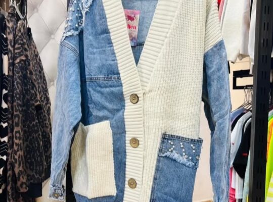 غوتشي للألبسة النسائية