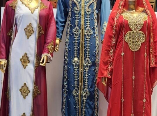 العجاجي للعبايات