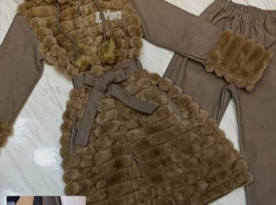 سبورات بحصاص للألبسة النسائية