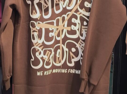 ليفل أب للألبسة النسائية