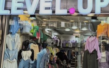 ليفل أب للألبسة النسائية