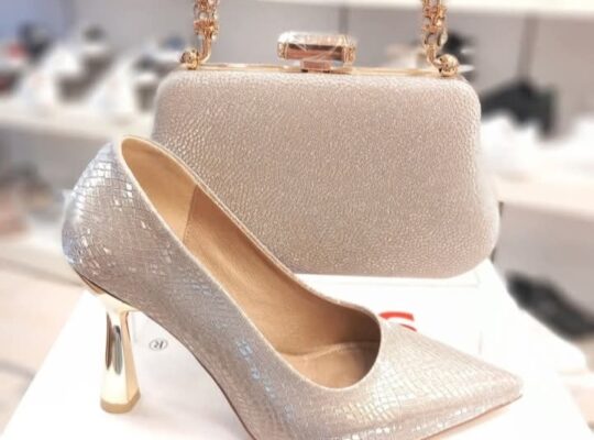 متجر سوزان للحقائب والأحذية النسائية