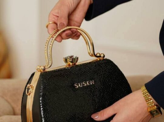 متجر سوزان للحقائب والأحذية النسائية