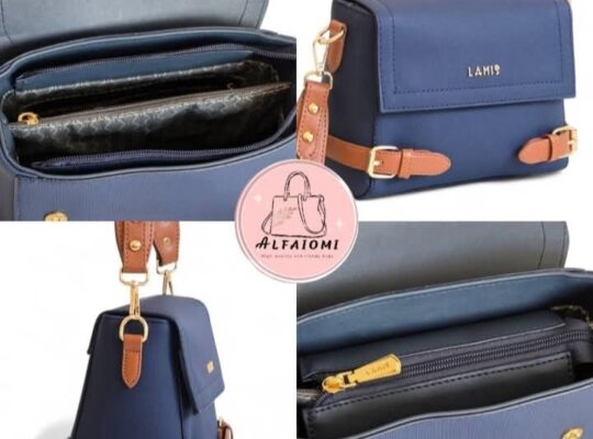 محل الفيومي لبيع الحقائب والأحذية النسائية