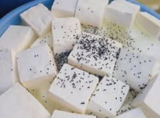 محل ميرا للأجبان والألبان