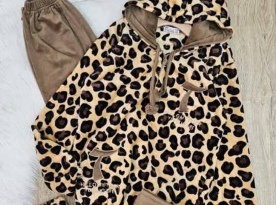 ألبسة عمادو والأنس للألبسة النسائية