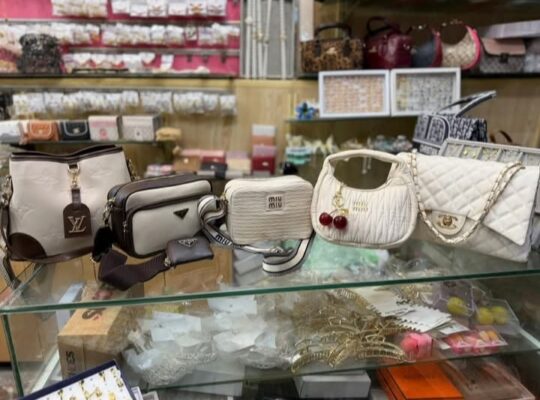 جزادين وإكسسوارات دالاتي