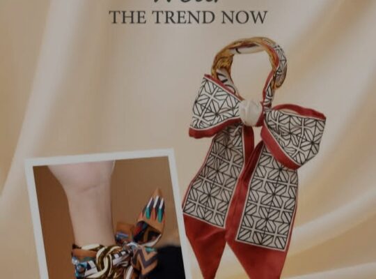 إسوارة وحلق للإكسسوارات