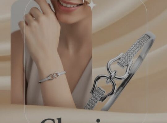 إسوارة وحلق للإكسسوارات