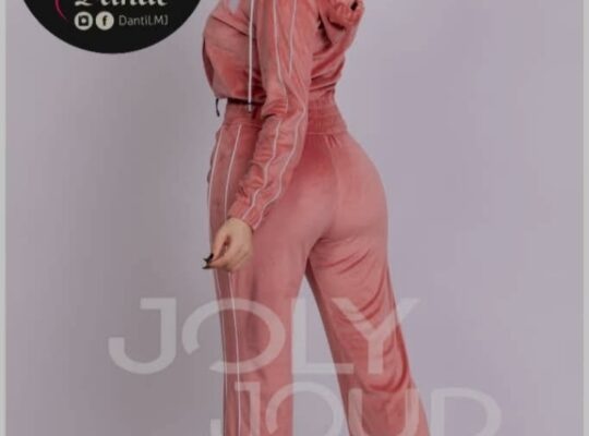 دانتيل للألبسة النسائية