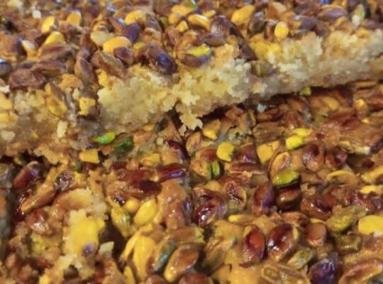 حلويات وبوظة وباتيسري المذاق الملكي