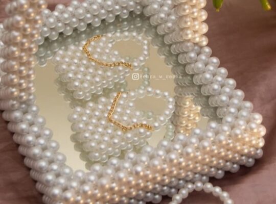 متجر إبرة وريشة