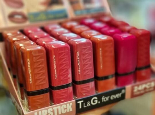 غبار الذهب للعطور ومستحضرات التجميل