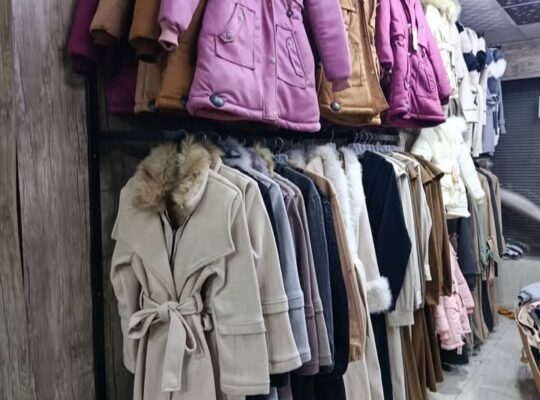 ملبوسات مايا