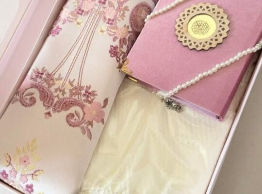 شحرور أخوان للألبسة