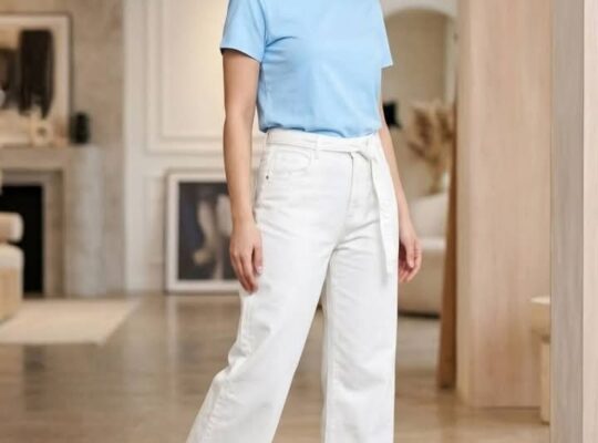 سبورات بشار للألبسة الجاهزة والأحذية