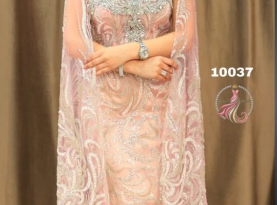 قصر اللولو لبيع وتأجير فساتين السهرة الملكية