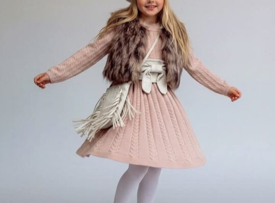 الحصان الأبيض لملابس الأطفال