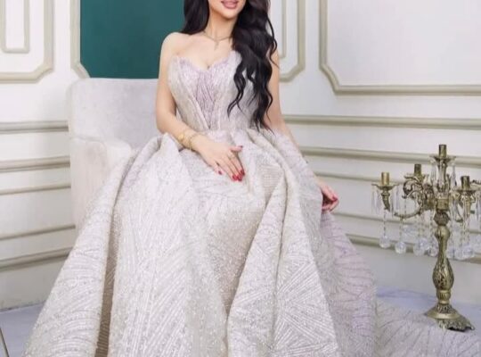 بوتيك Diva Dresses لبيع وتأجير فساتين السهرة