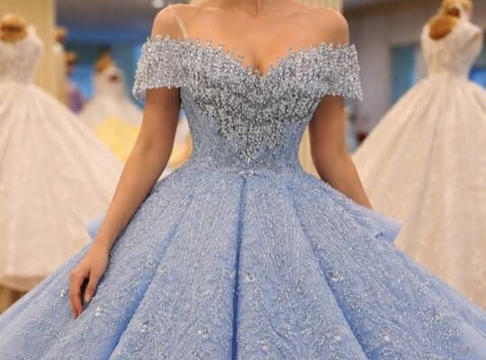 فاشن راما لبيع وتأجير فساتين السهرة في حماه