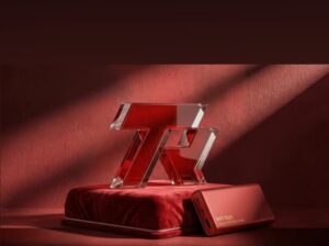 الأحمر لإكسسوارات الموبايل والكمبيوتر