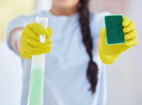 لمسة نظافة خدمات تنظيف باحترافية عالية