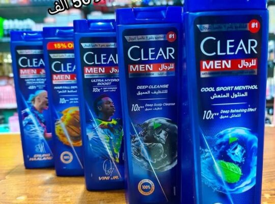 مكياجات وإكسسوارات الأحمد