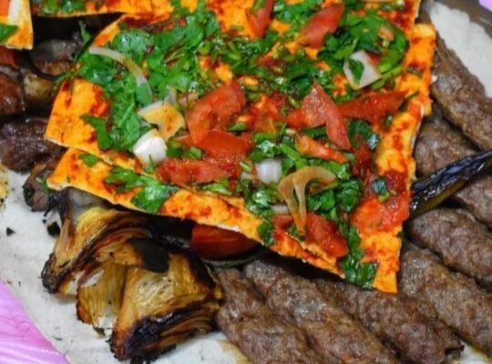 مطعم ومندي البراق في ريف دمشق