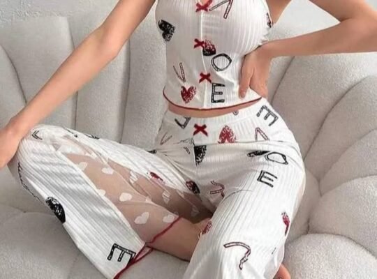 صالة البيان للمفروشات وتجهيز العرائس في حمص وإدلب
